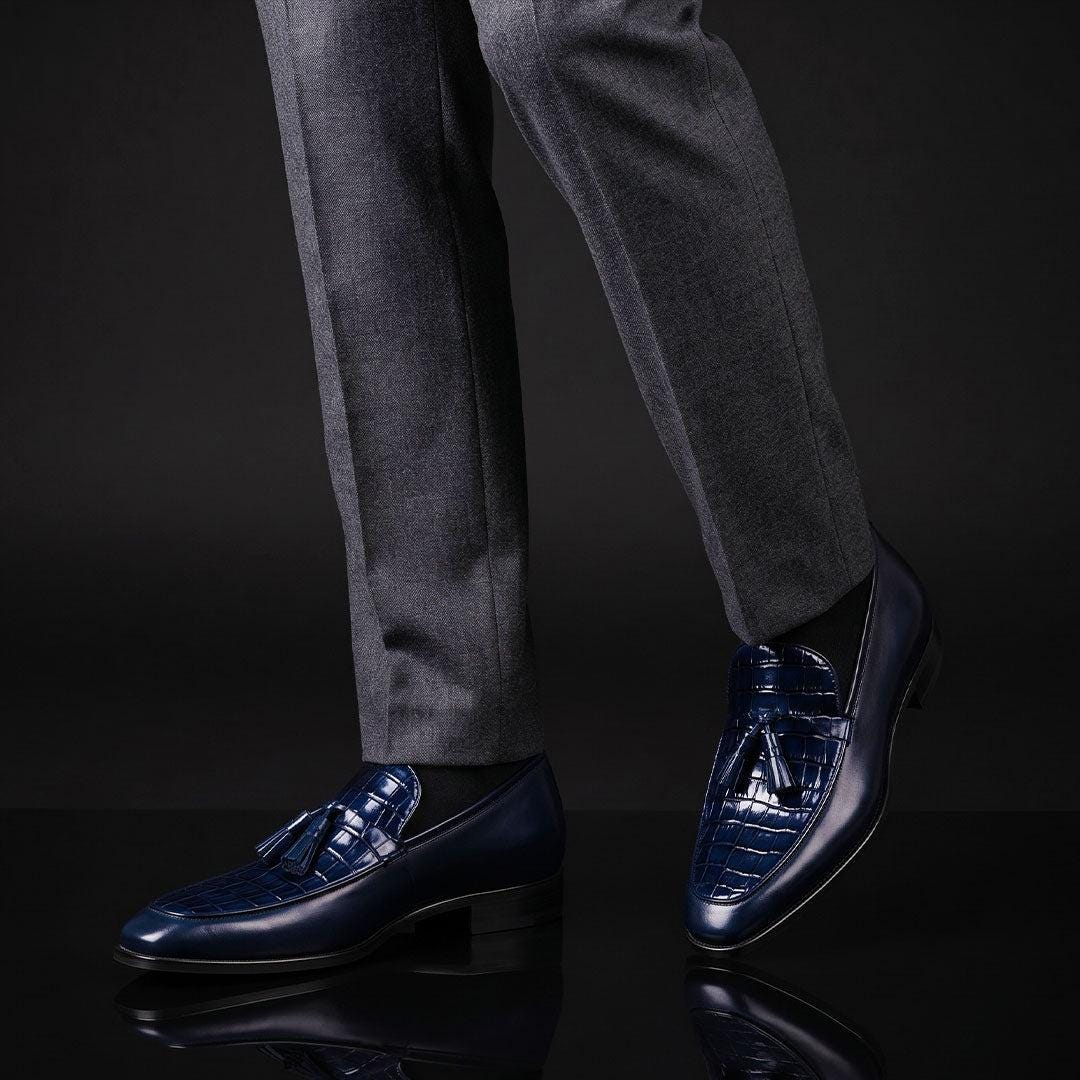 KErdy1pBR-1.jpg Men’s Navy Blue Crocodile-Embossed Leather Tassel Loafers - Image 1